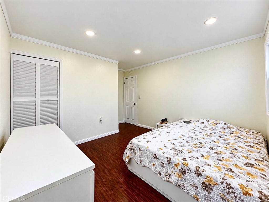 1115 E 105th Street Property Photo 7