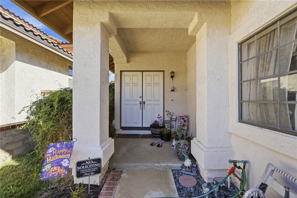 17633 Wildflower Property Photo 4