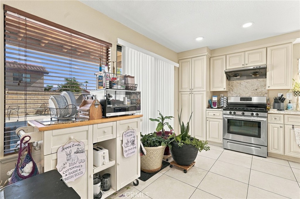 17633 Wildflower Property Photo 11