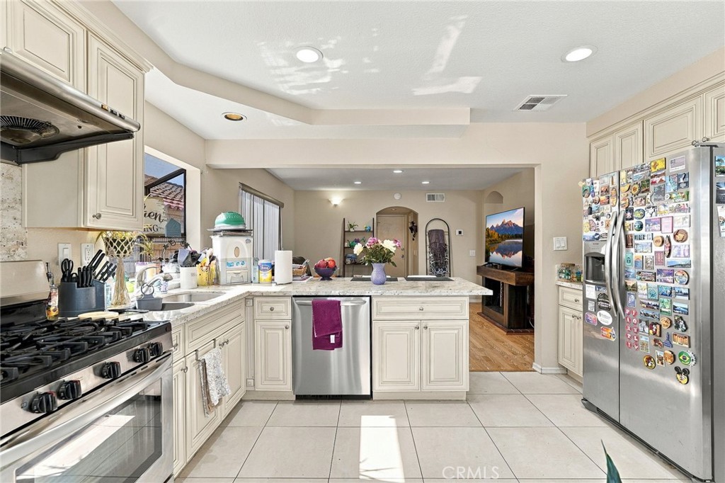 17633 Wildflower Property Photo 15