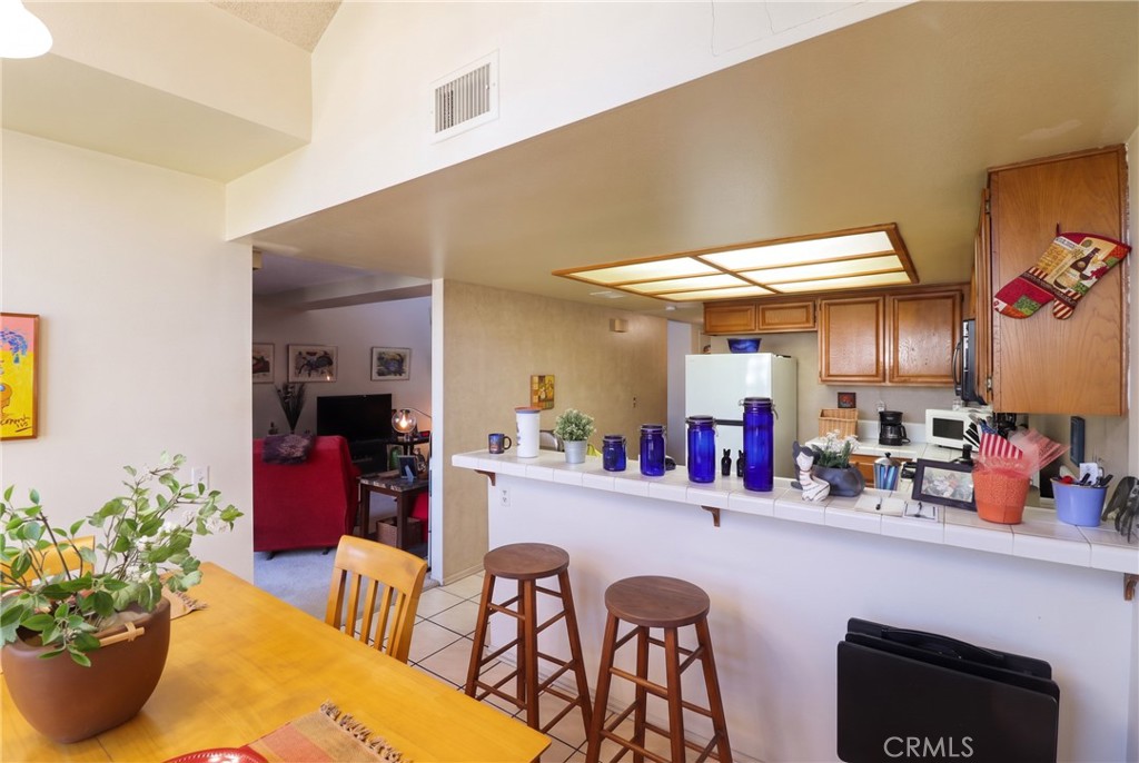 126 N Glendora Property Photo 7