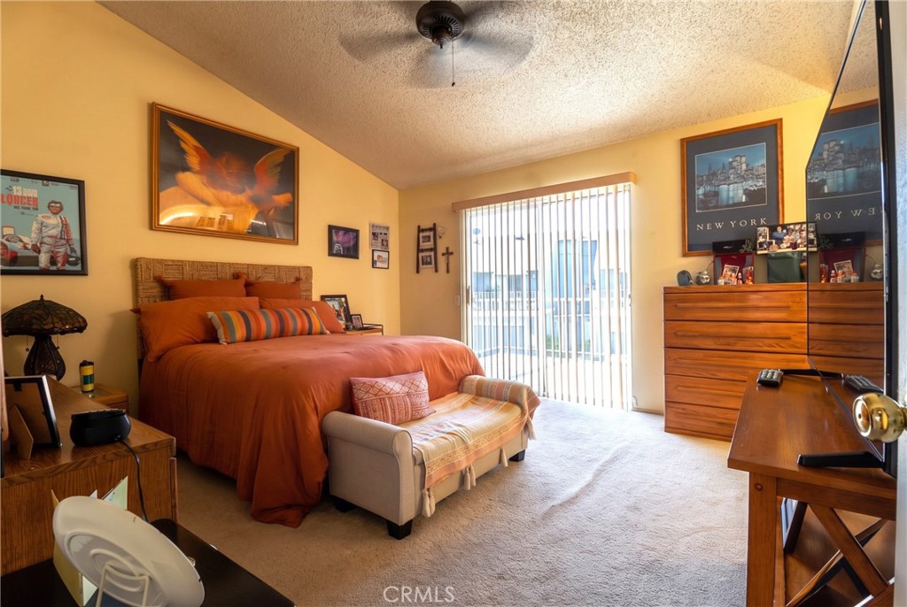 126 N Glendora Property Photo 11