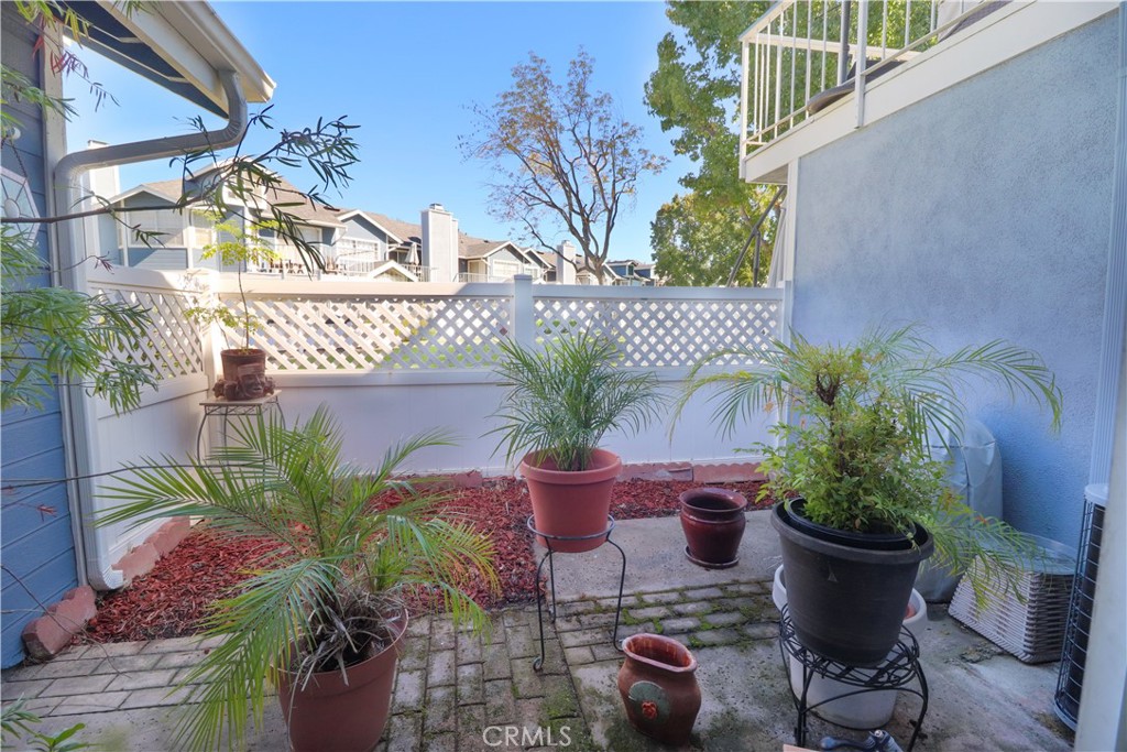126 N Glendora Property Photo 20