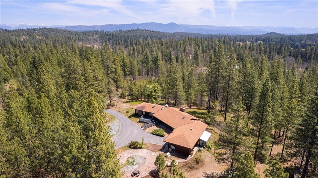 10379 Mcmahon Road Property Photo 8