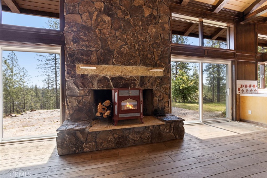 10379 Mcmahon Road Property Photo 20