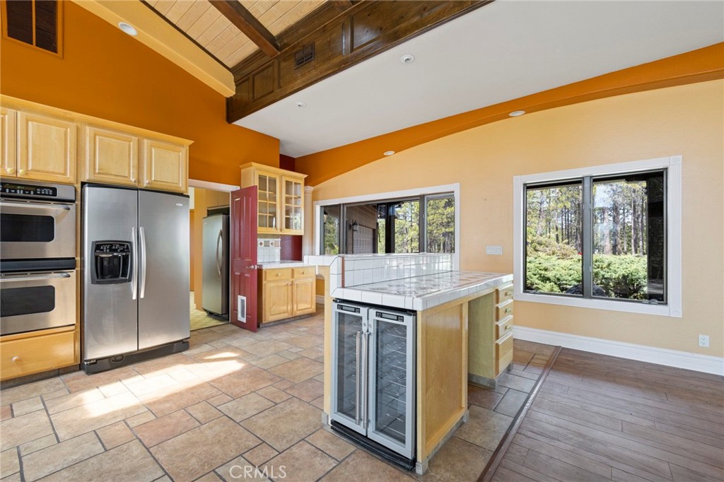 10379 Mcmahon Road Property Photo 23