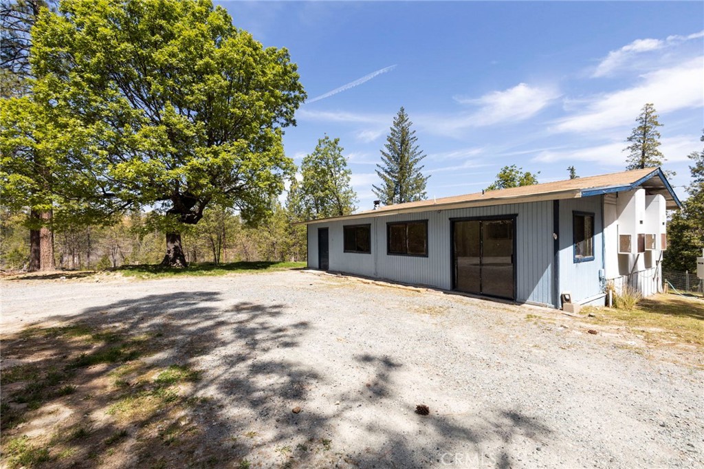 10379 Mcmahon Road Property Photo 44