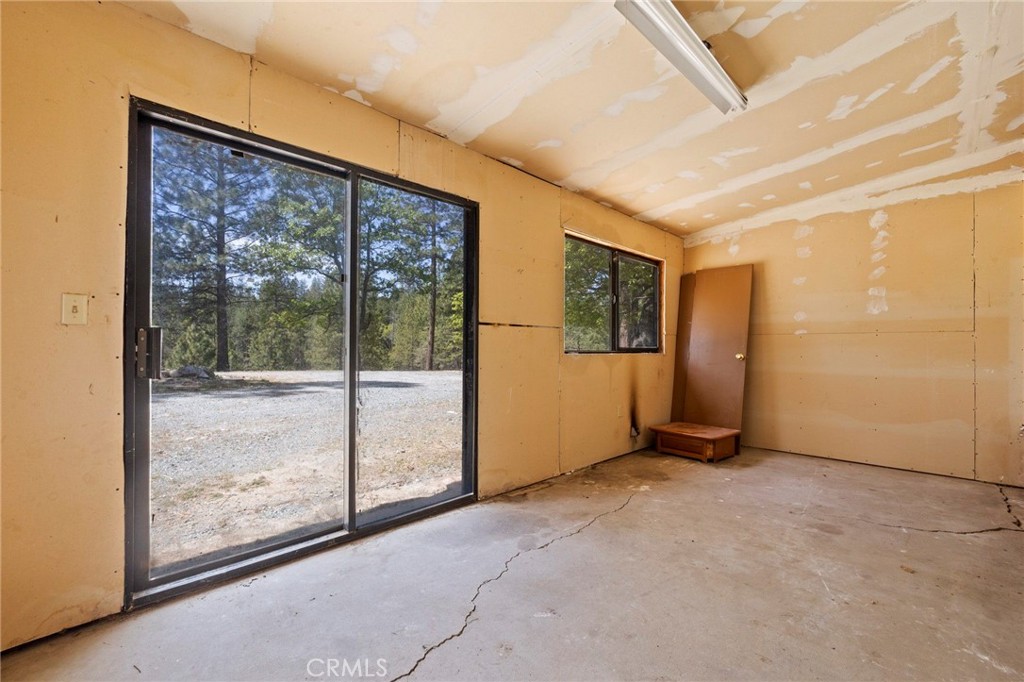 10379 Mcmahon Road Property Photo 53