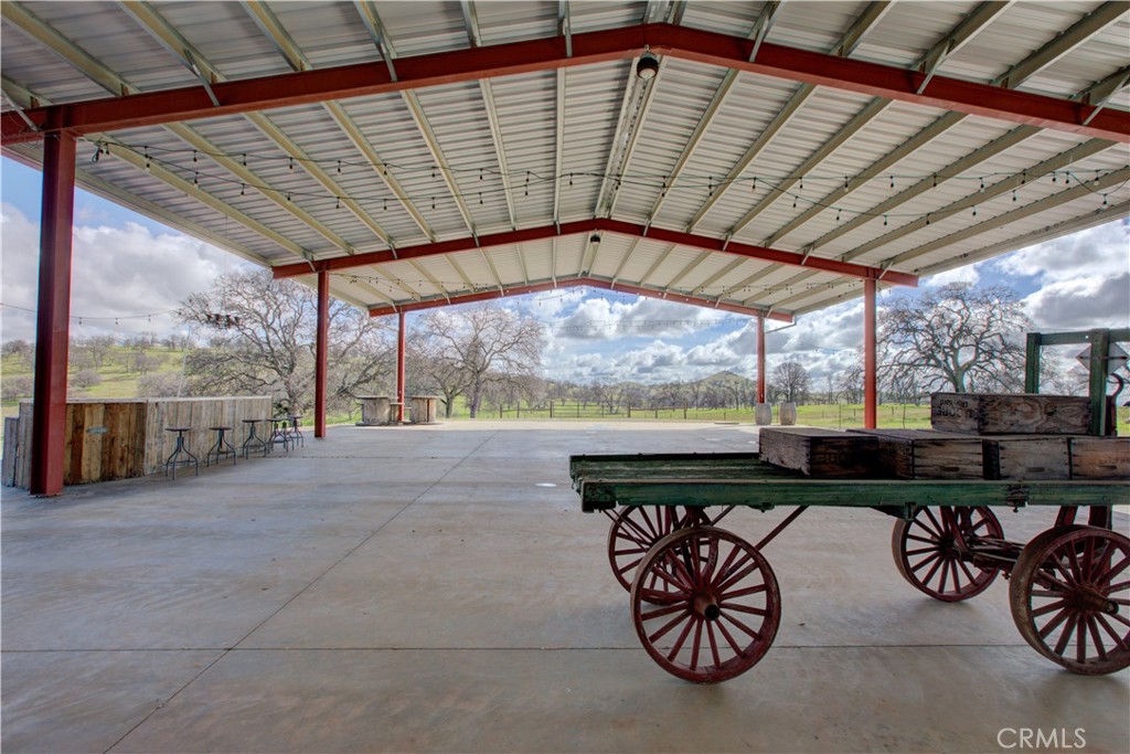 2350 Old Highway Property Photo 12
