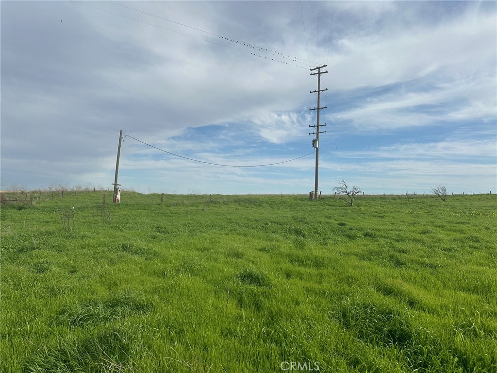 1 Billy Wright Road Property Photo 16