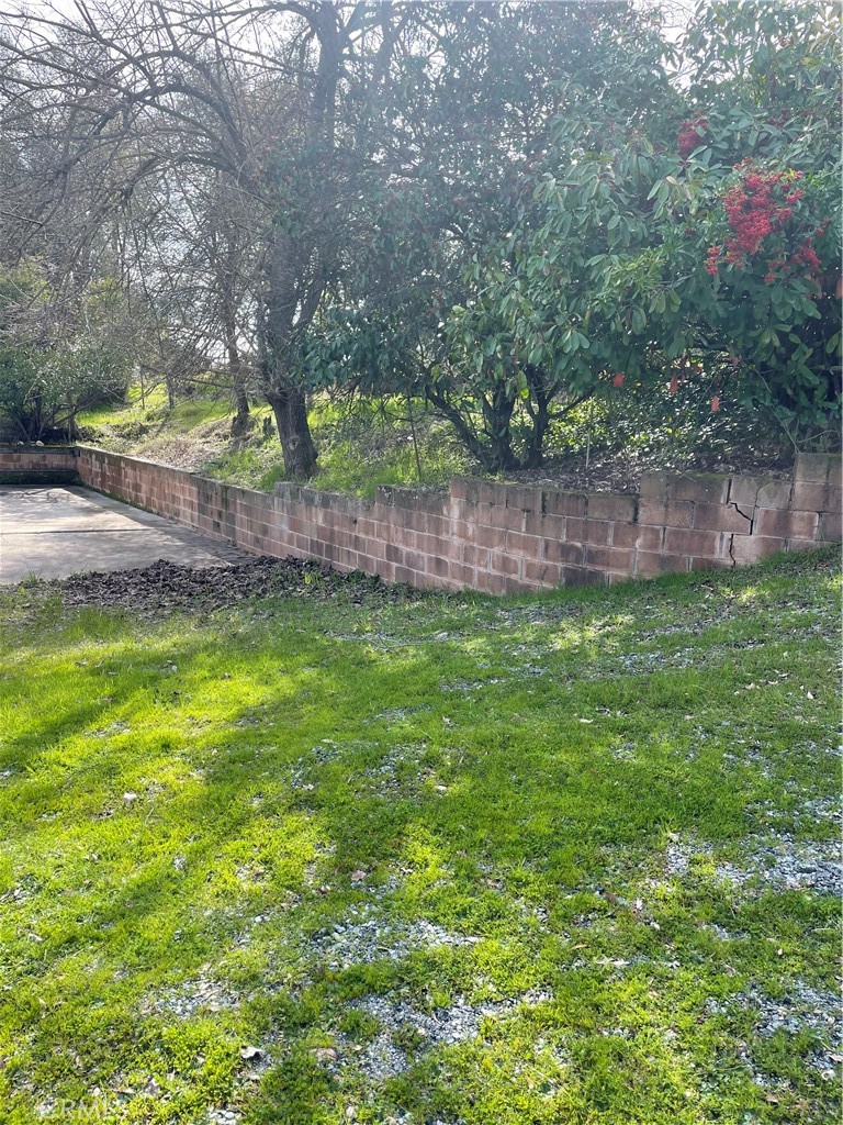19525 Rogers Road Property Photo
