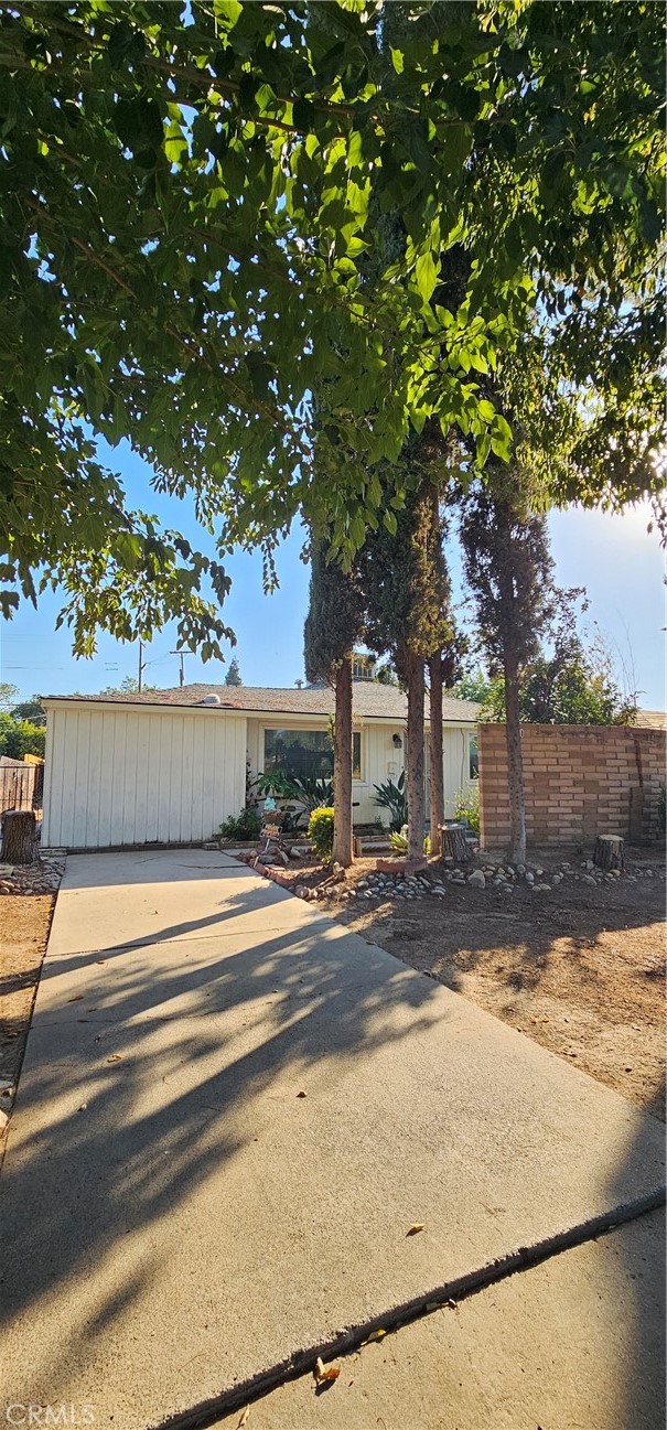 1030 W 24th Street Property Photo 2