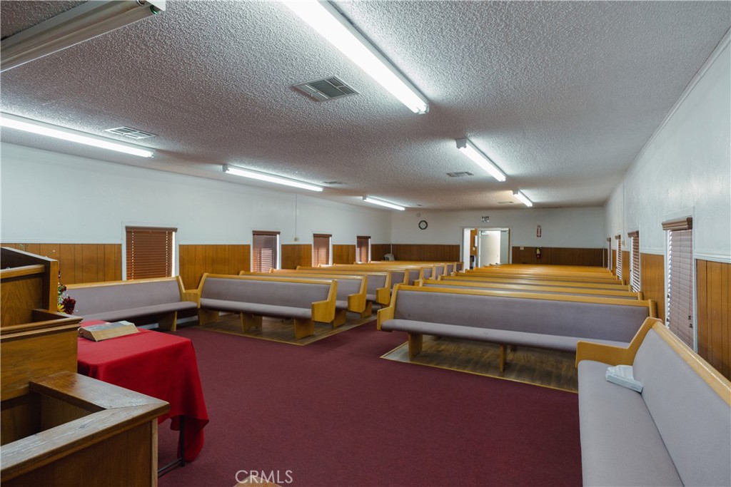 21562 Reynolds Avenue Property Photo 12