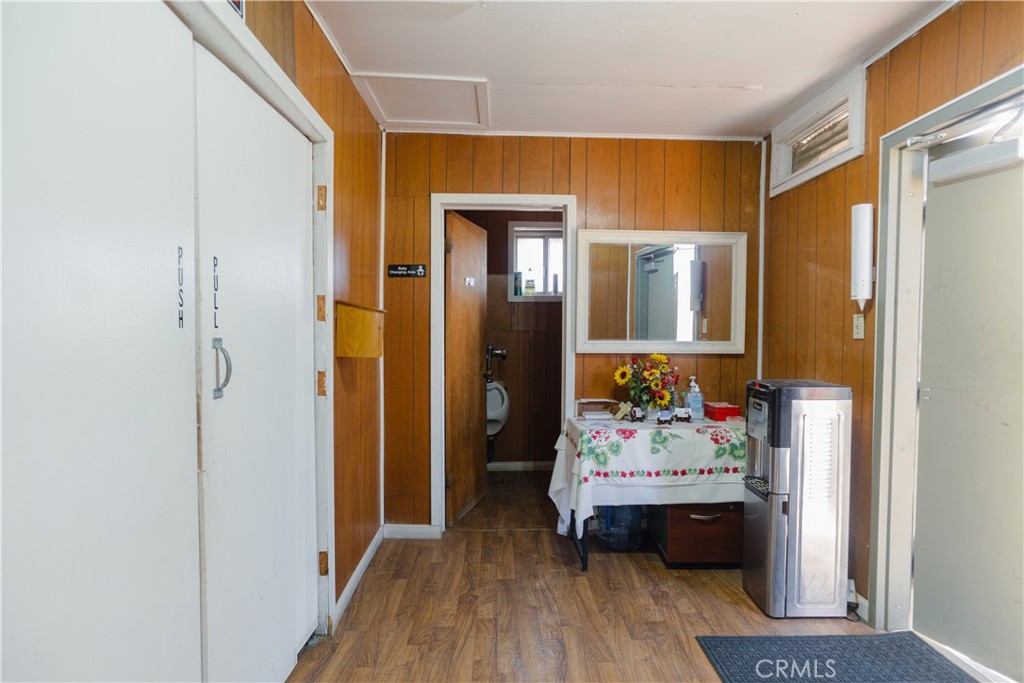 21562 Reynolds Avenue Property Photo 19