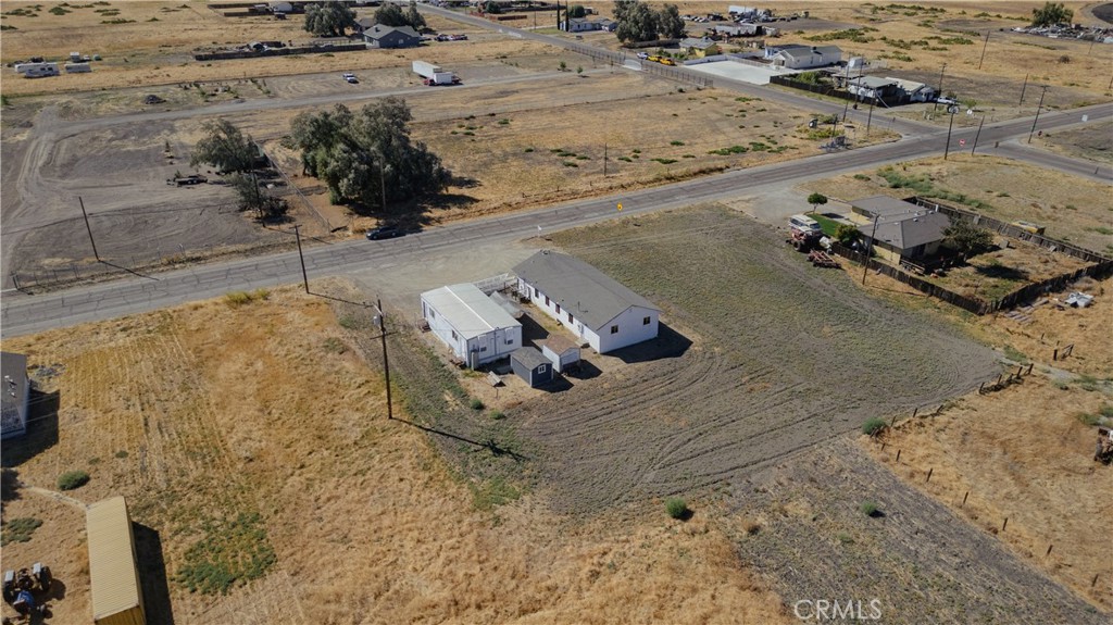21562 Reynolds Avenue Property Photo 29