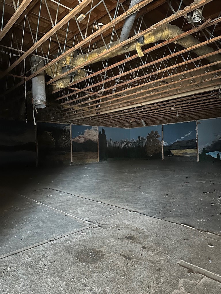 2040 Yosemite Property Photo 10