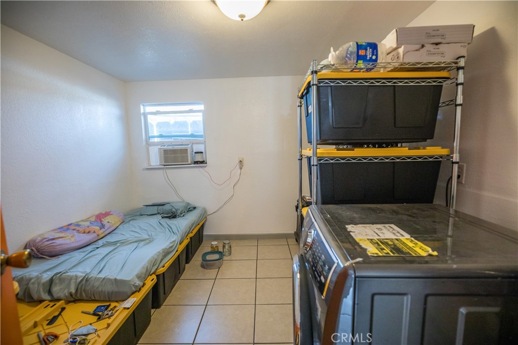 1122 N Street Property Photo 31