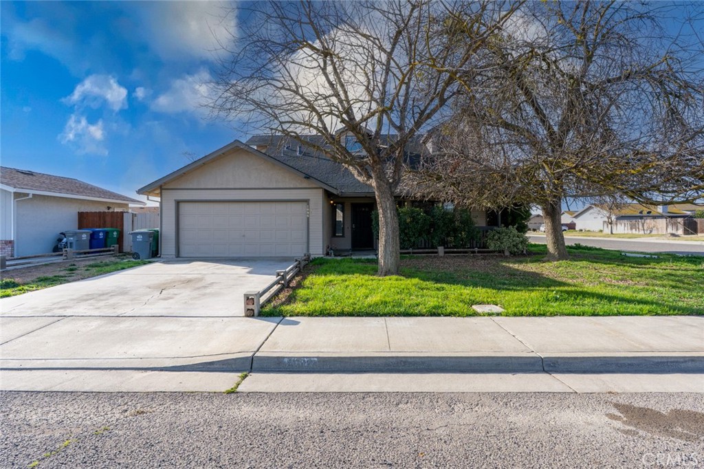 1080 Lee Avenue Property Photo