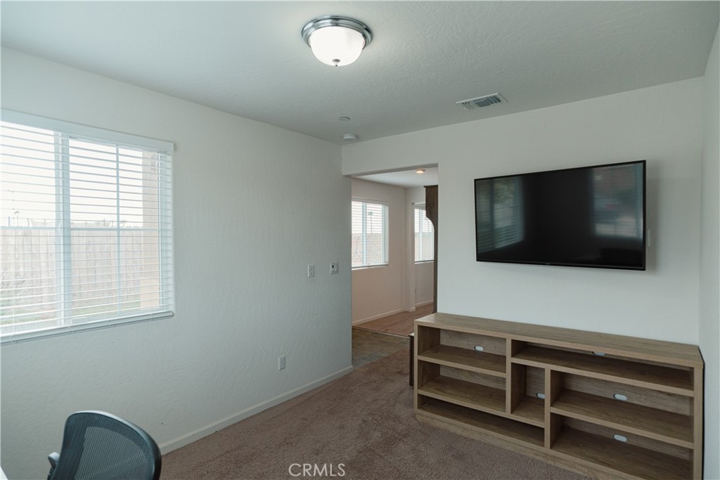 400 Verte Street Property Photo 4