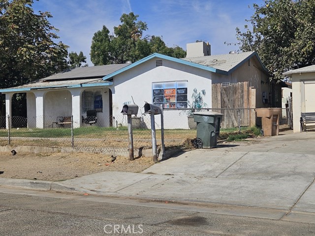 4402 Lexington Avenue Property Photo 2