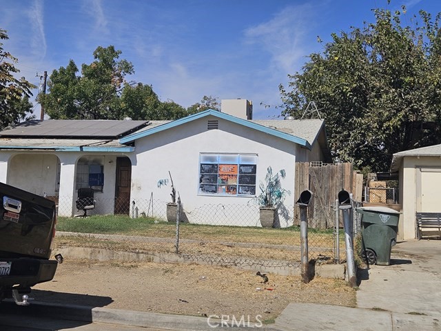 4402 Lexington Avenue Property Photo 5