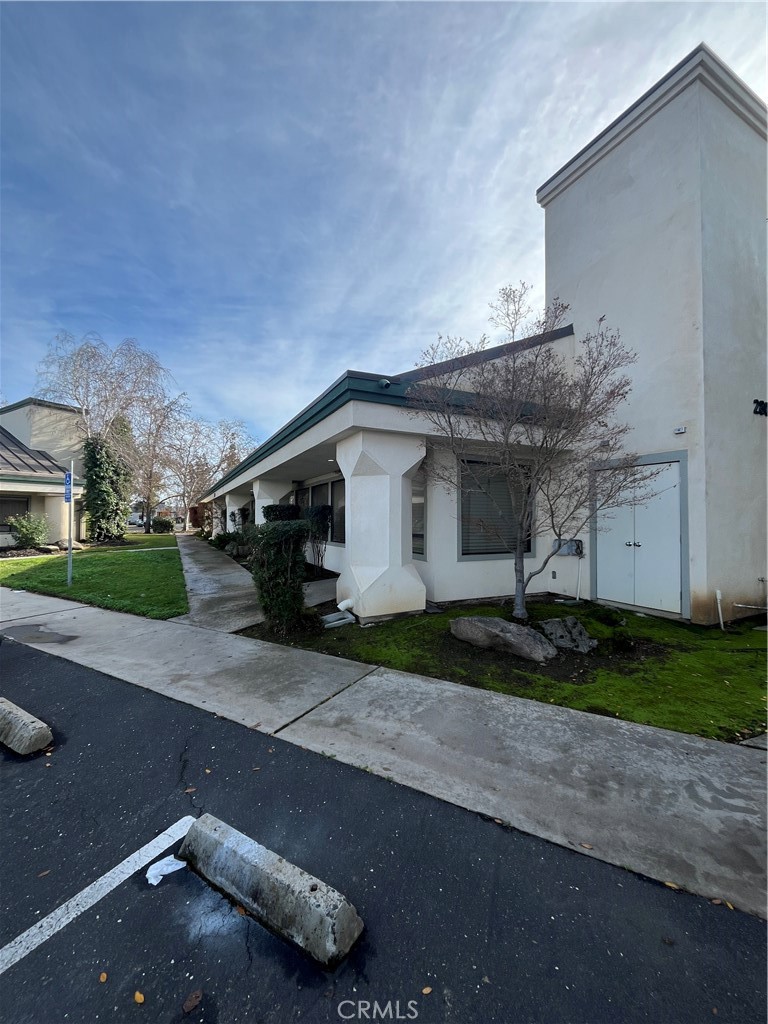 2800 Park Avenue A Property Photo 1