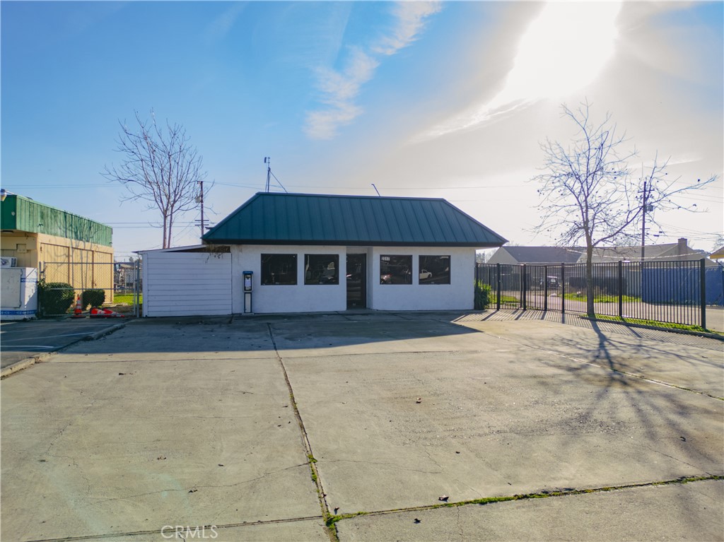 2317 Blossom Street Property Photo