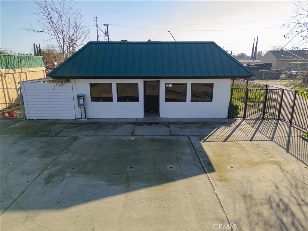 2317 Blossom Street Property Photo 2