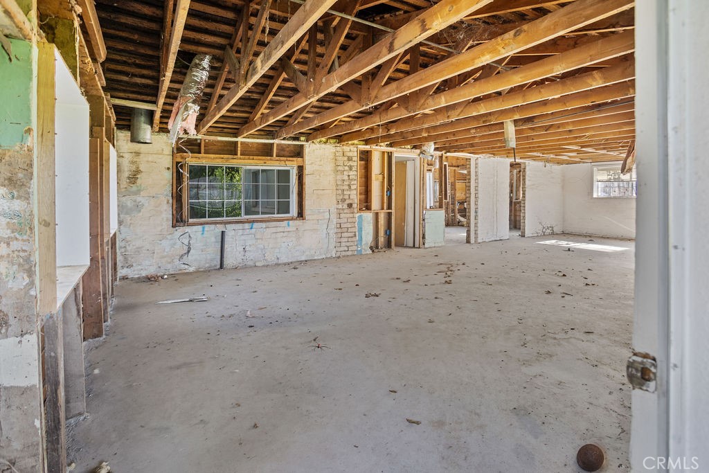 2520 Mckee Road Property Photo 5