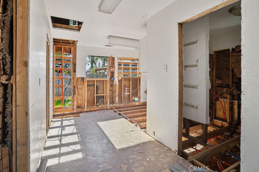 2520 Mckee Road Property Photo 10
