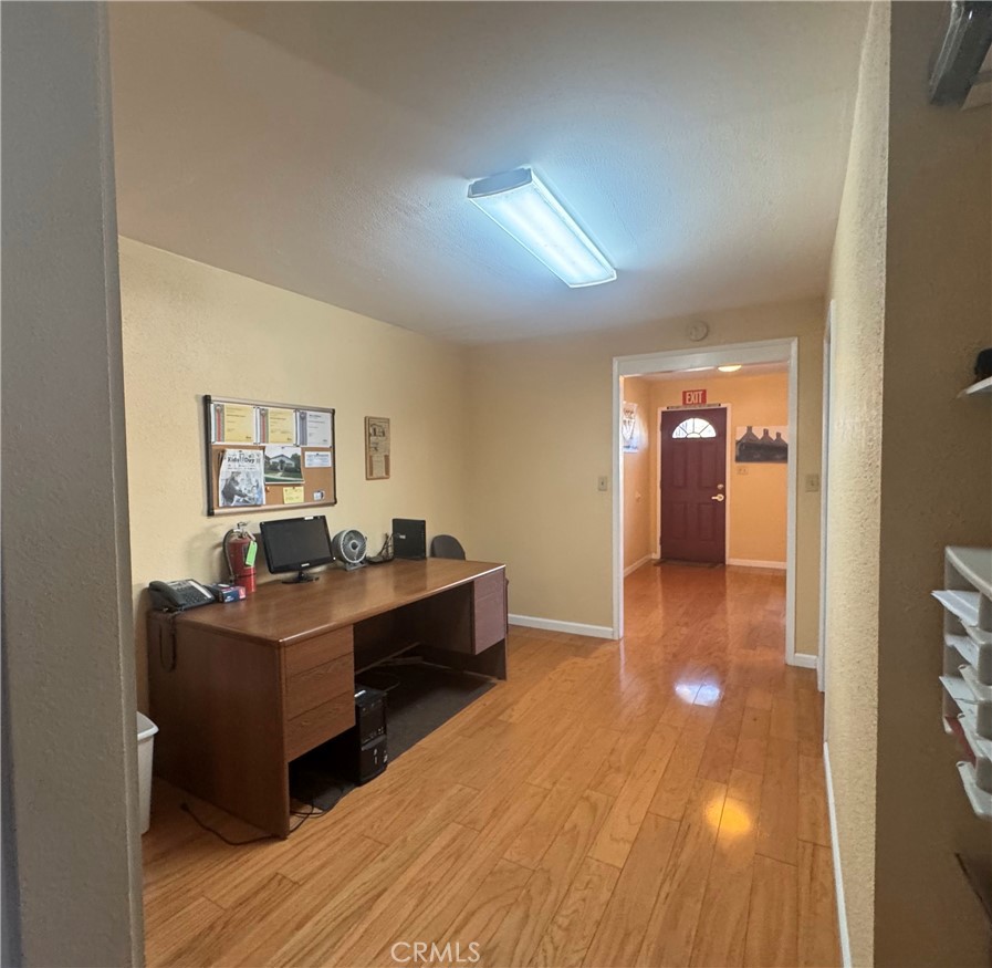 920 W 18th Street Property Photo 8