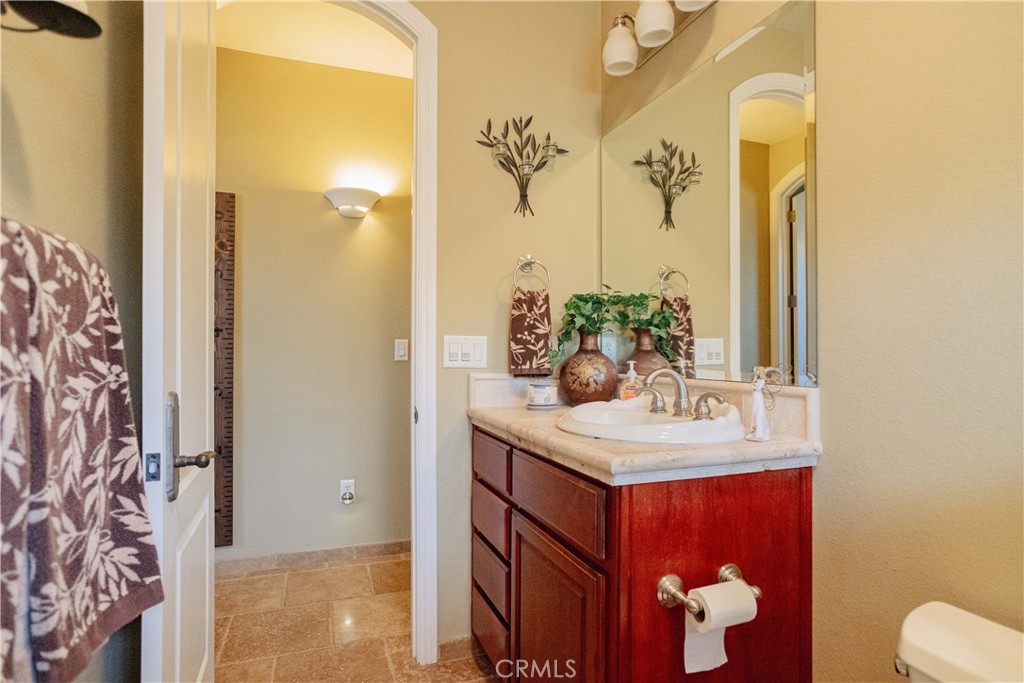 6839 Mercedes Avenue Property Photo 24