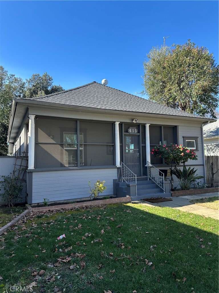 615 15th Street Property Photo 2