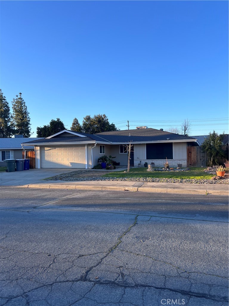 749 Junipero Court Property Photo 1
