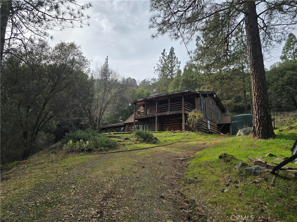 2289 Kemble Property Photo