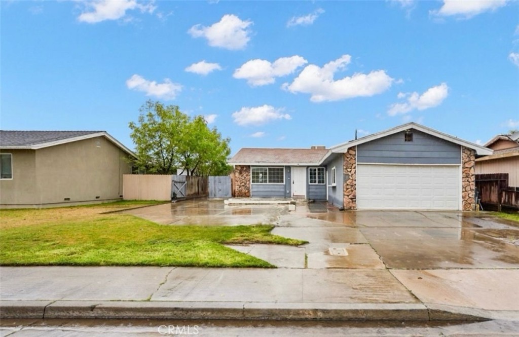 2407 Fern Street Property Photo