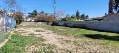 2155 N Pershing Avenue Property Photo