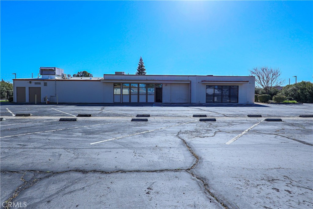 971 Broadway Avenue Property Photo 14