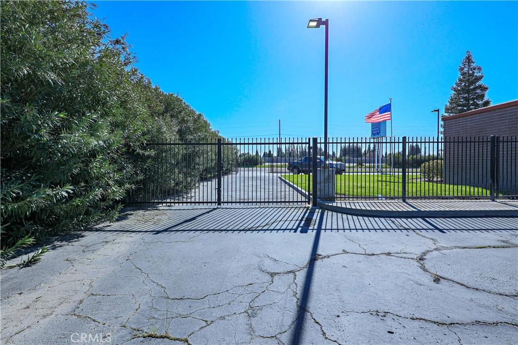 971 Broadway Avenue Property Photo 16