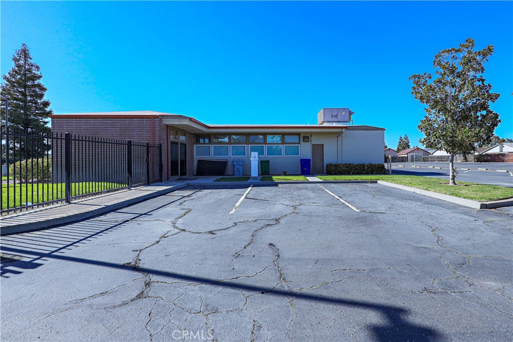 971 Broadway Avenue Property Photo 17