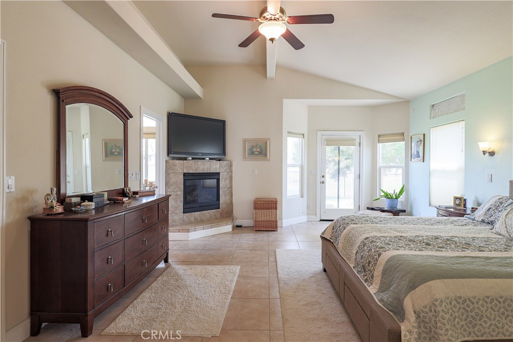 8340 Lake Shore Drive Property Photo 13