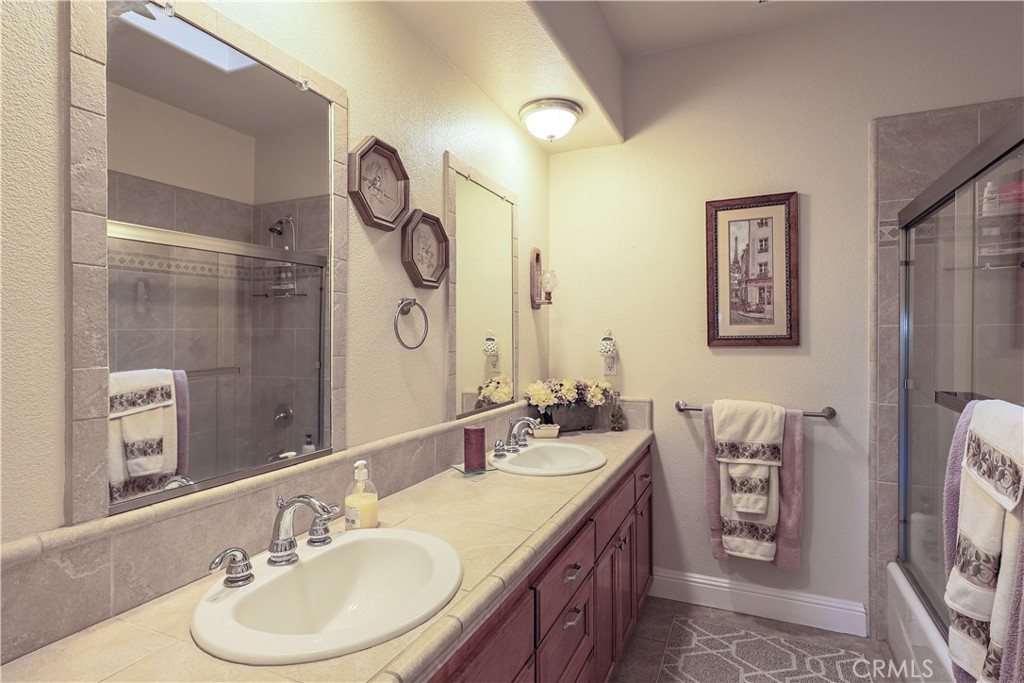 8340 Lake Shore Drive Property Photo 18