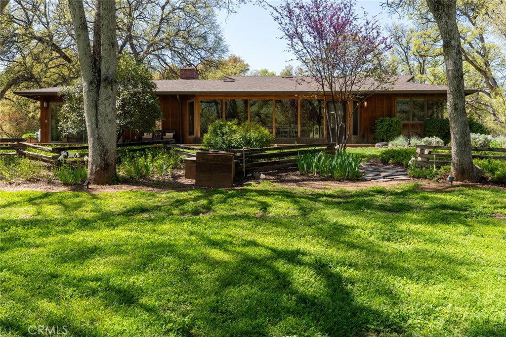 6879 State Highway 49 N Property Photo 1