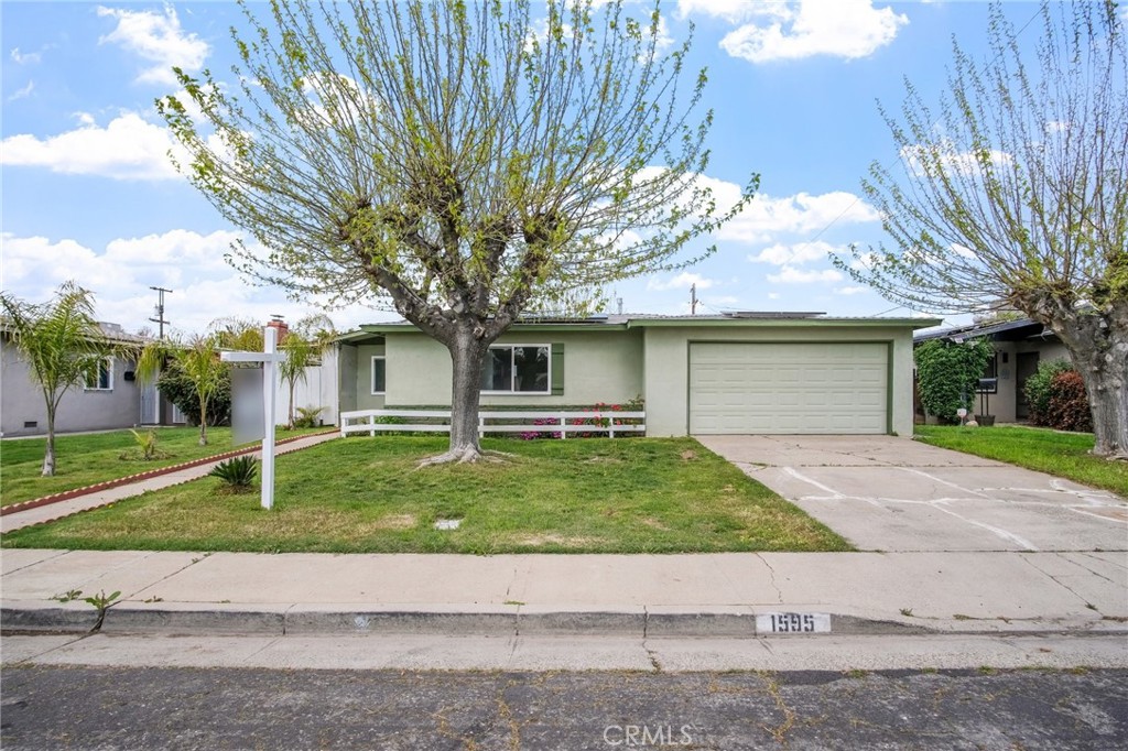 1595 Primrose Avenue Property Photo 1