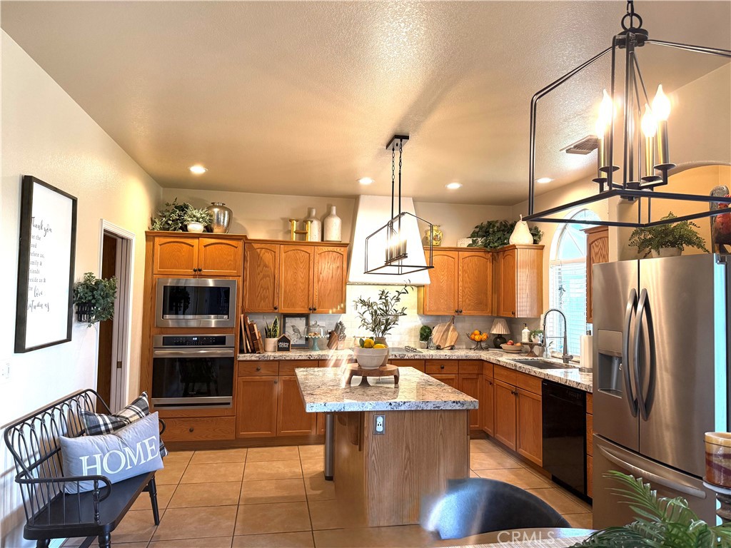 5170 Coronado Street Property Photo 7