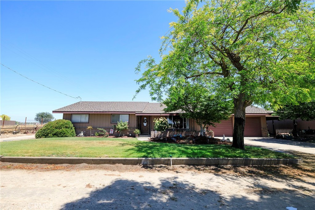 4374 4270 Sultana Avenue Property Photo 1