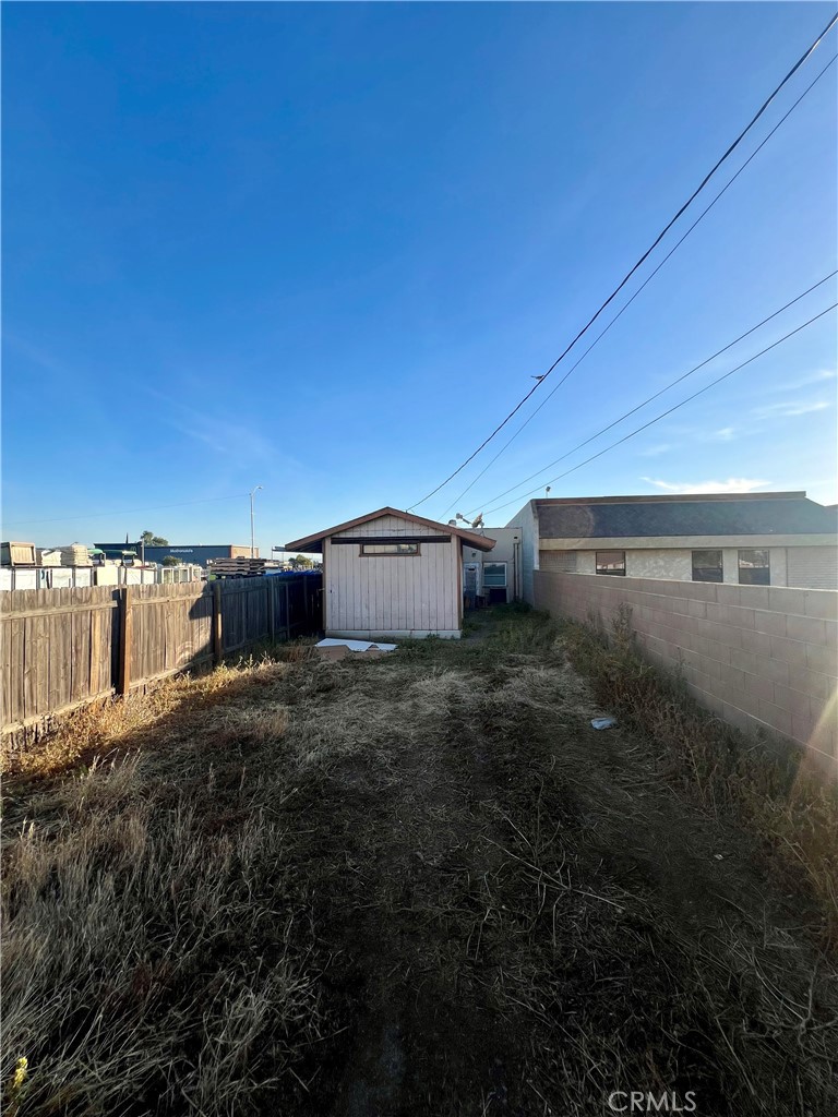 927 N Street Property Photo 5