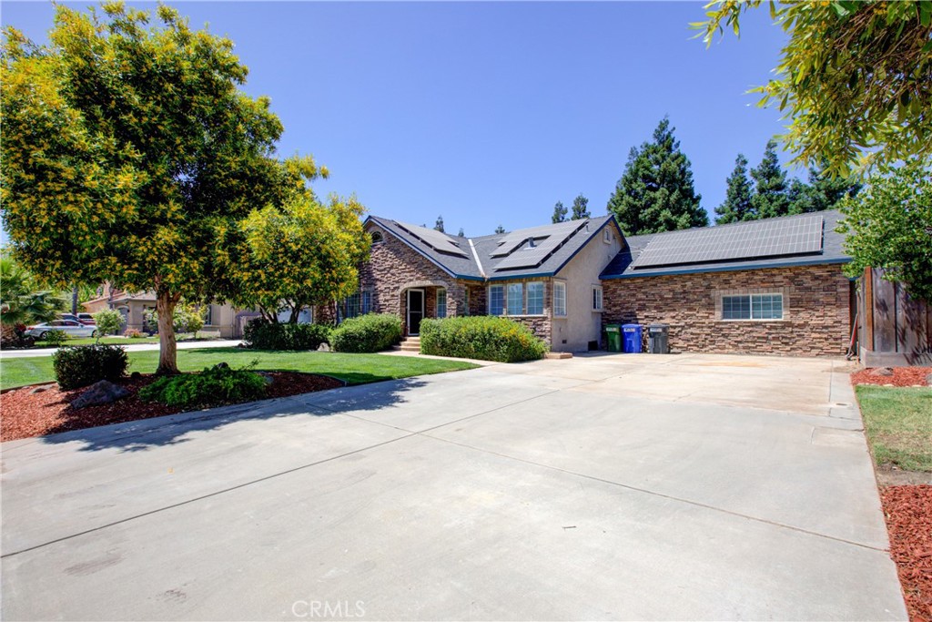 4513 E Tuolumne Road