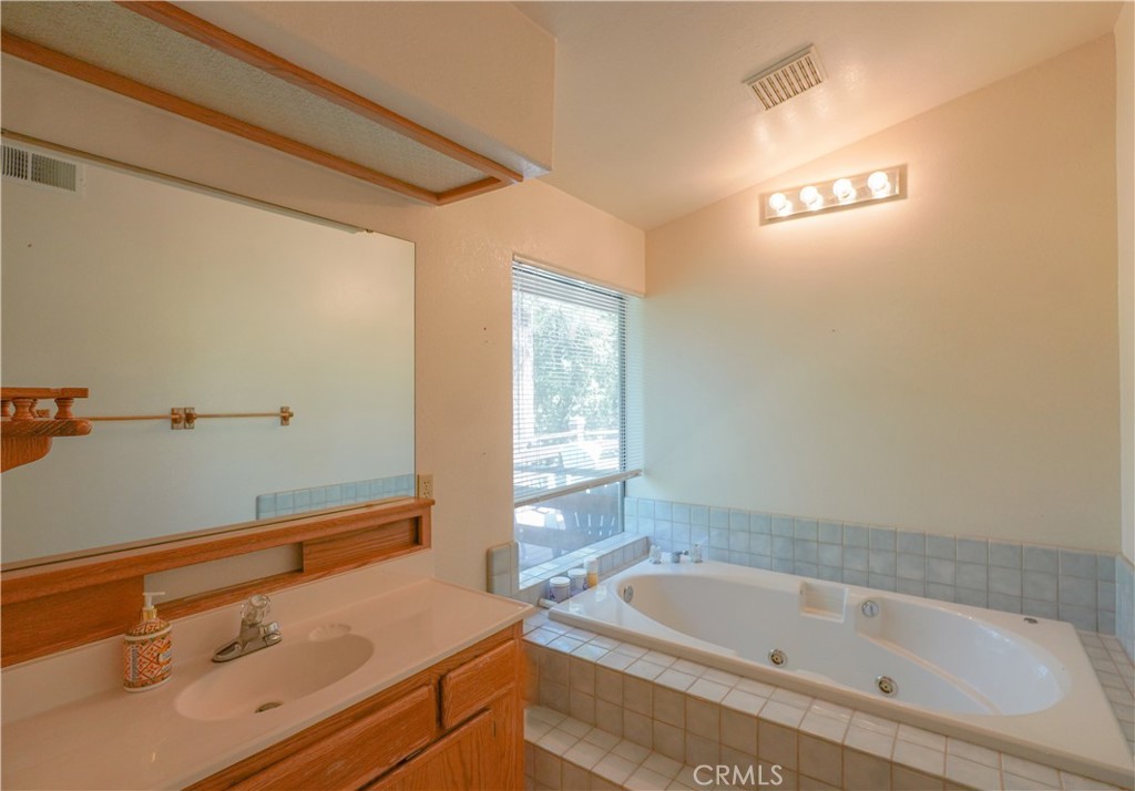5990 Sugar Pine Drive Property Photo 17