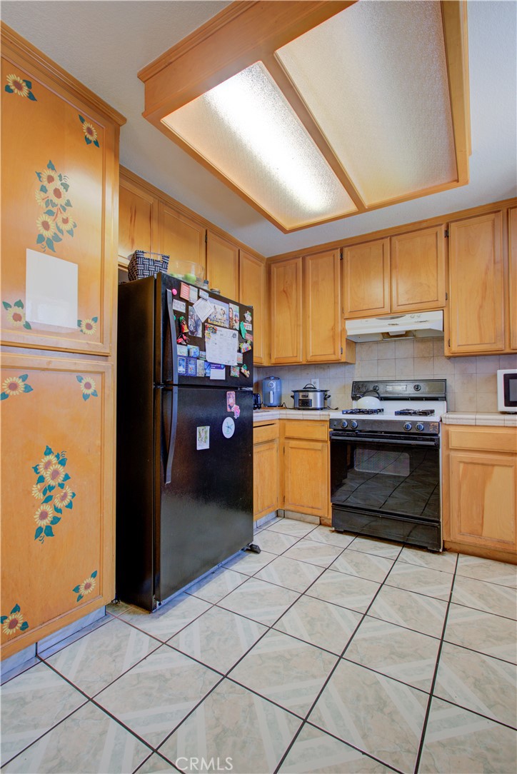 2064 Glenmoor Place Property Photo 10